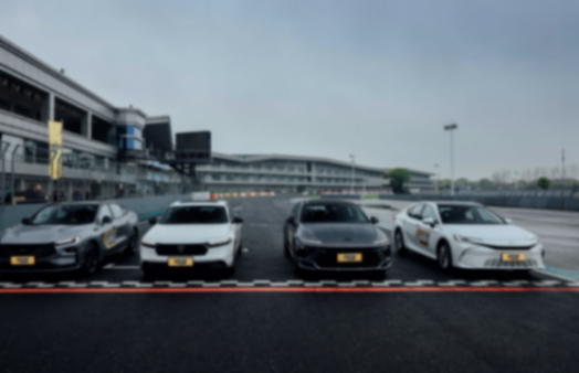 B級(jí)車大混戰(zhàn),第十一代 索納塔、凱美瑞、雅閣、蒙迪歐你站誰?