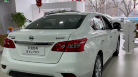 日產(chǎn)“驟降”,17.5降至7萬?3.7L油耗6氣囊,好開易上手新手福音