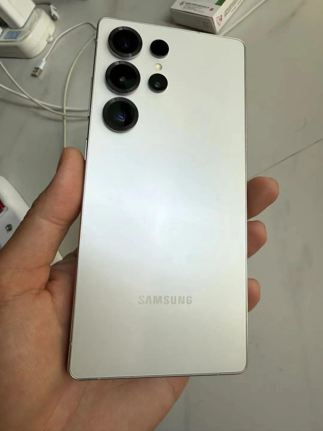 花了差不多8000拿下三星Galaxy S25 Ultra使用體驗