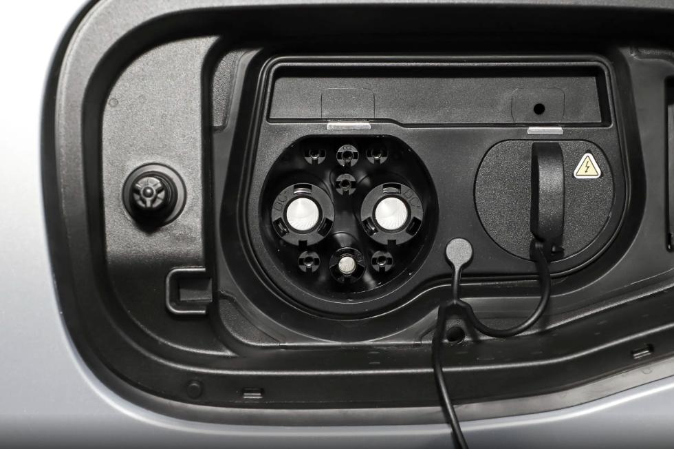 想買純電小車?6.58萬起售,東風納米01有優勢嗎